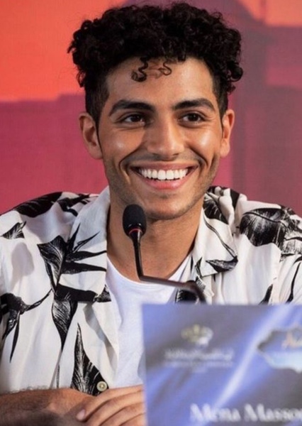 Mena Massoud photo
