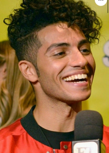 Mena Massoud photo