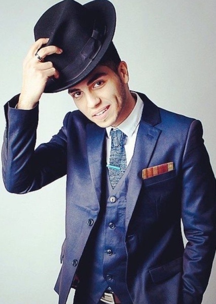 Mena Massoud photo