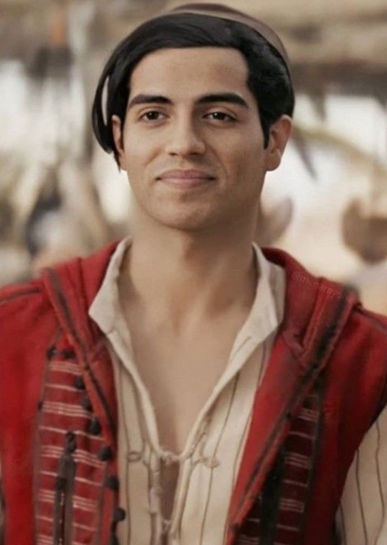 Mena Massoud photo