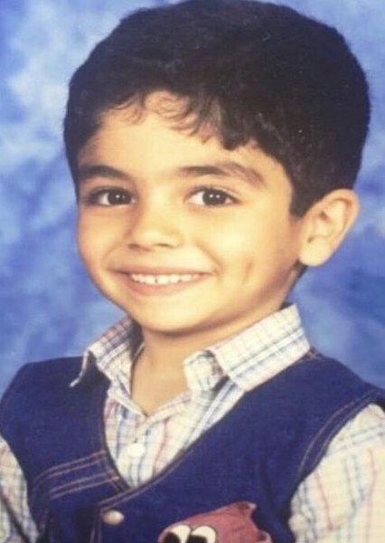 Mena Massoud photo