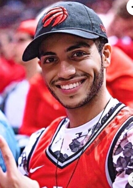 Mena Massoud photo