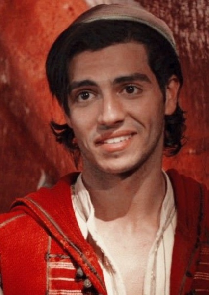Mena Massoud photo