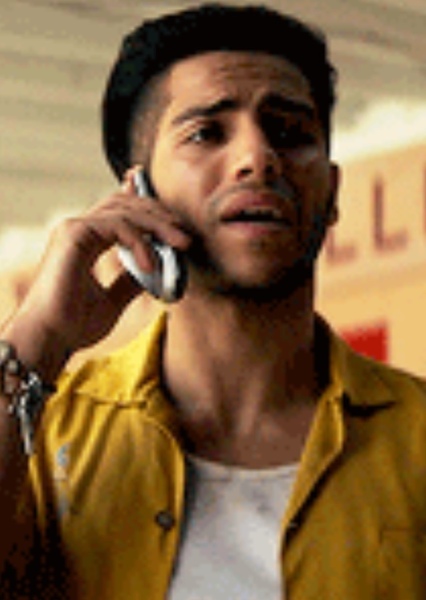 Mena Massoud photo