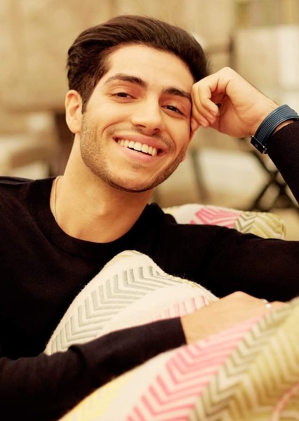Mena Massoud photo