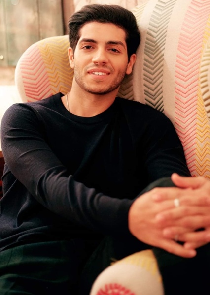 Mena Massoud photo