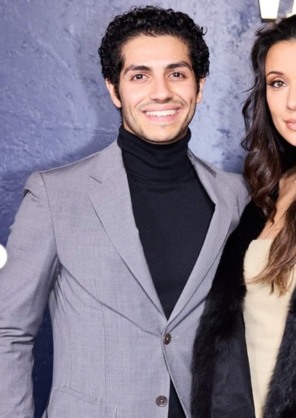 Mena Massoud photo
