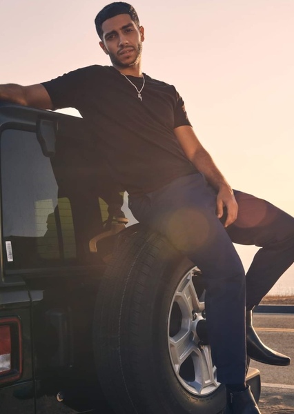 Mena Massoud photo
