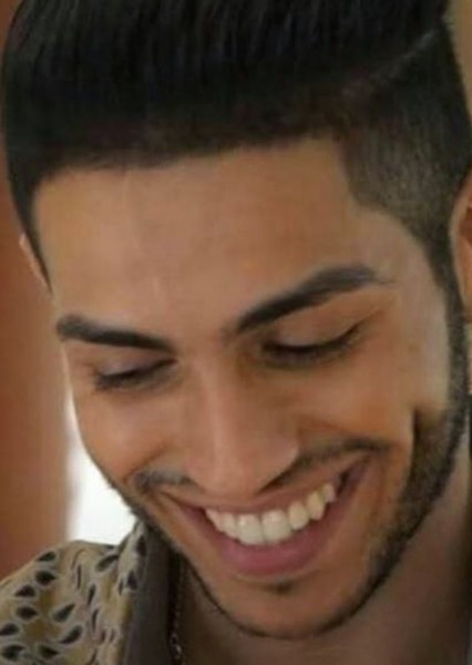 Mena Massoud photo