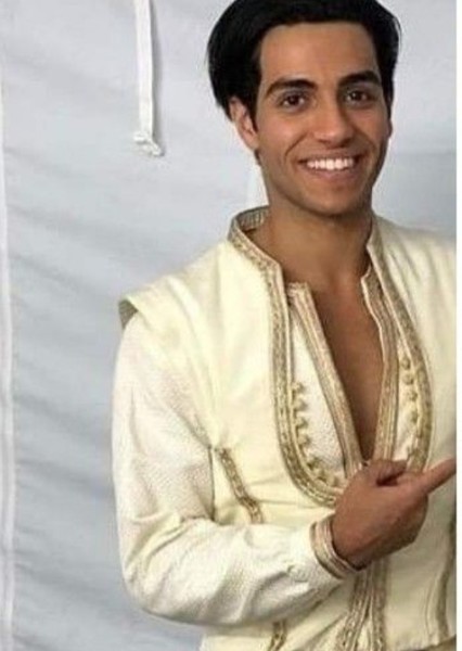 Mena Massoud photo