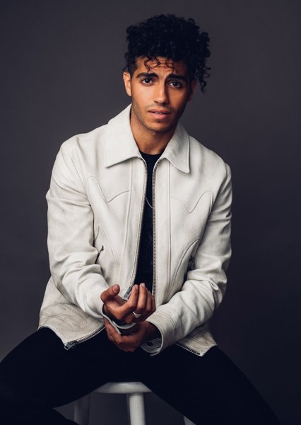 Mena Massoud photo