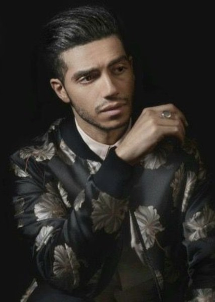 Mena Massoud photo