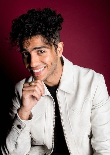 Mena Massoud photo