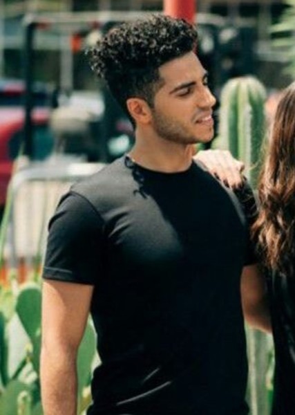 Mena Massoud photo