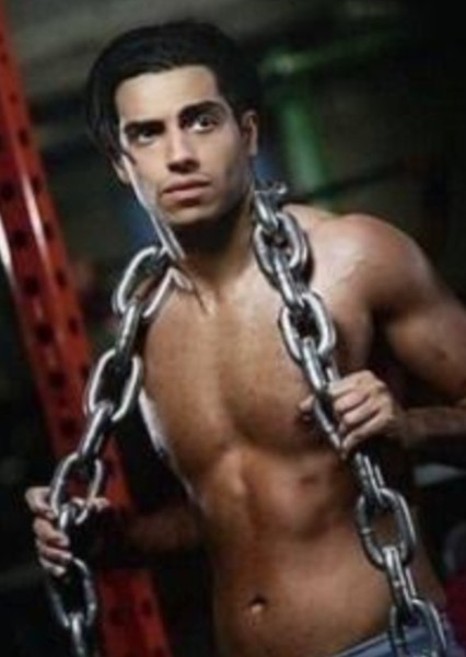 Mena Massoud photo