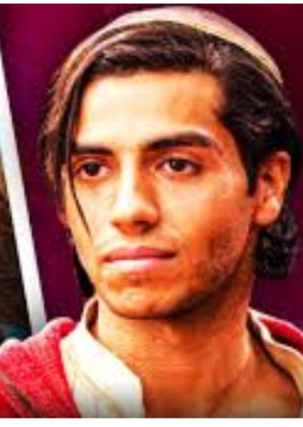 Mena Massoud photo