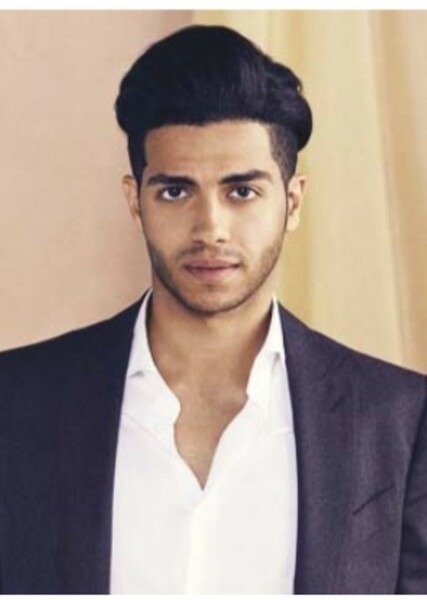 Mena Massoud photo