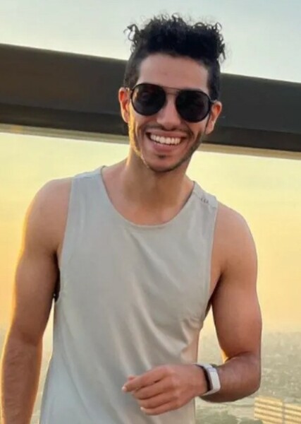Mena Massoud photo