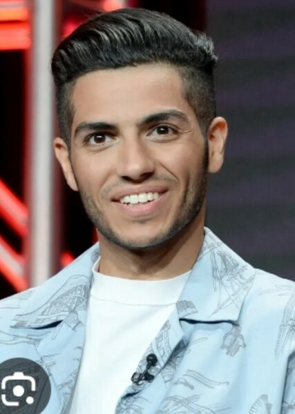 Mena Massoud photo