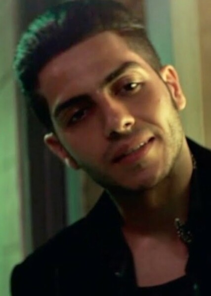 Mena Massoud photo