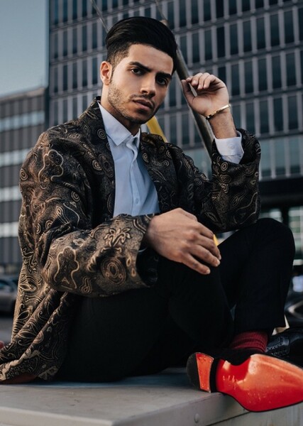 Mena Massoud photo