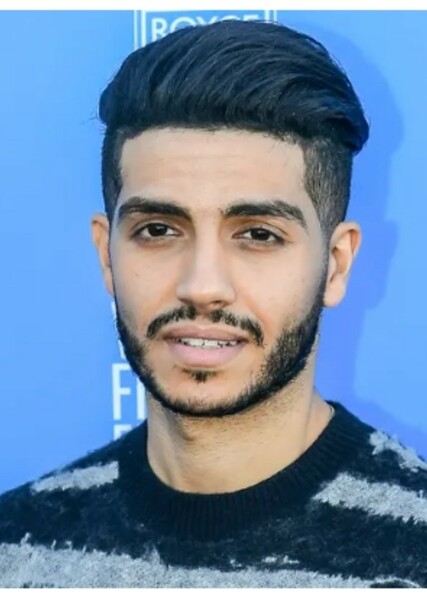 Mena Massoud photo
