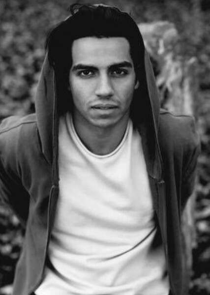 Mena Massoud photo
