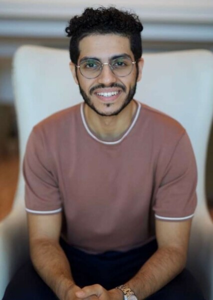 Mena Massoud photo