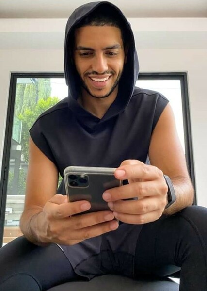 Mena Massoud photo