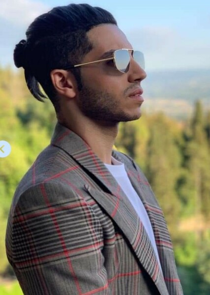 Mena Massoud photo