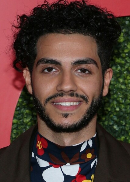Mena Massoud photo