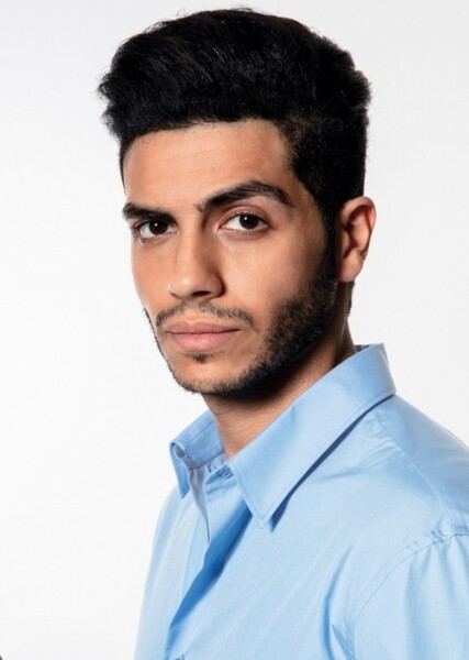 Mena Massoud photo