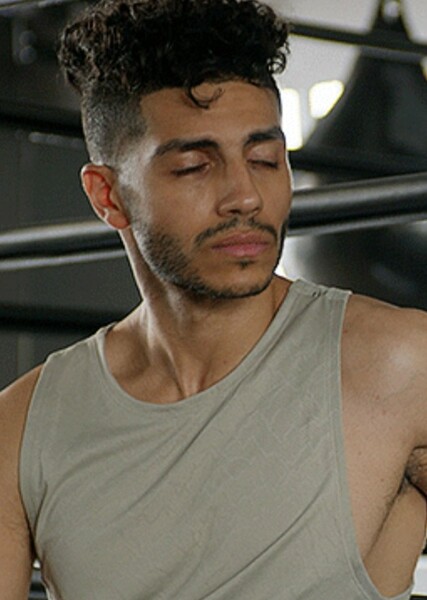 Mena Massoud photo