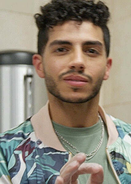 Mena Massoud photo