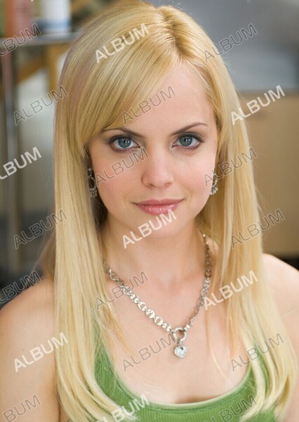 Mena Suvari photo