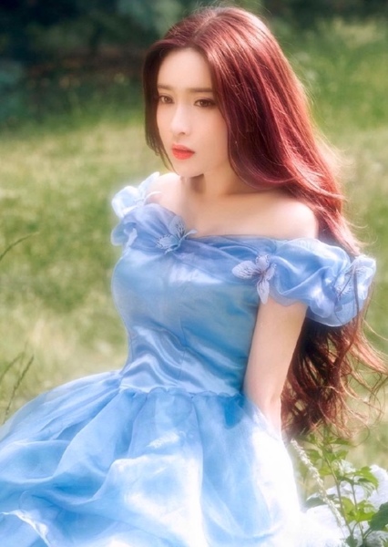Meng Ziyi photo