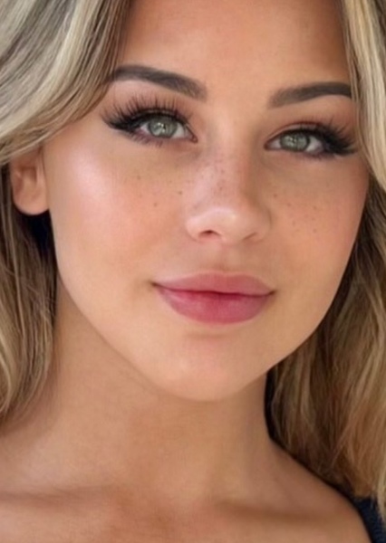 Mercedes Blanche