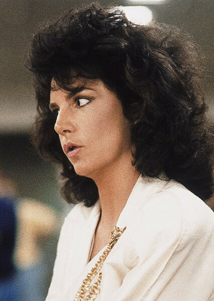 Mercedes Ruehl photo