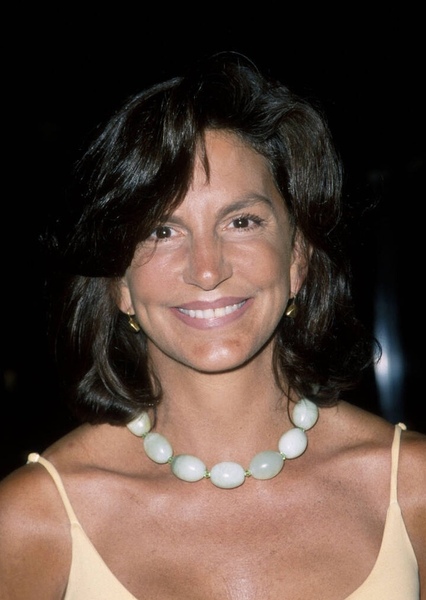 Mercedes Ruehl photo
