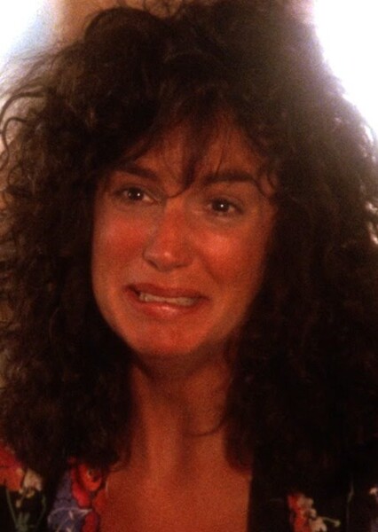 Mercedes Ruehl photo