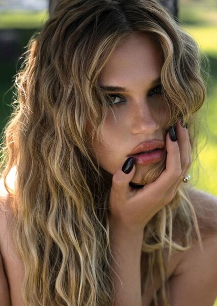 Meredith Mickelson photo