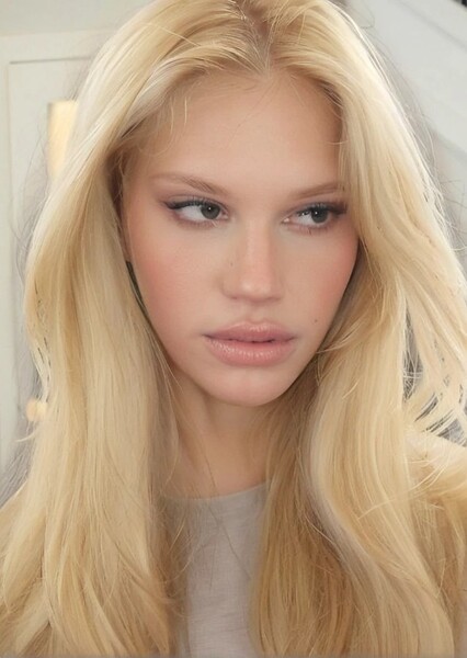 Meredith Mickelson photo