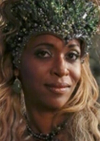 Merrin Dungey photo