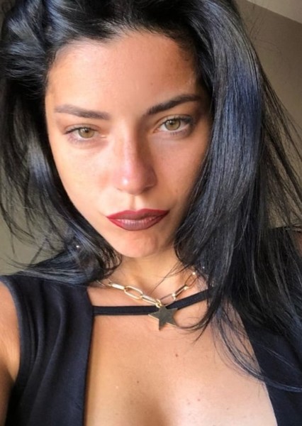 Merve Boluğur photo