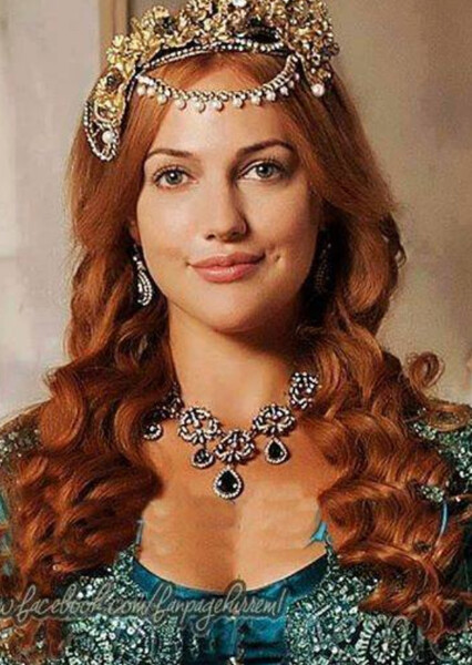 Meryem Uzerli photo