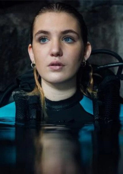 Mia (47 Meters Down: Uncaged)