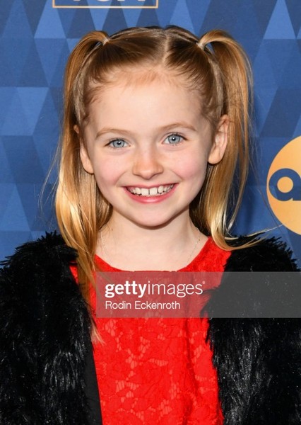 Mia Allan photo