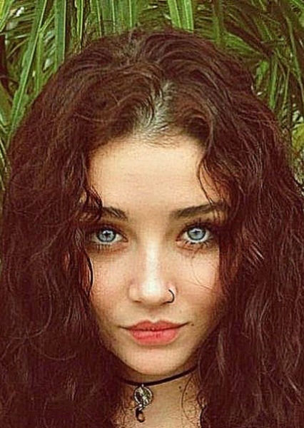 Mia Alves photo