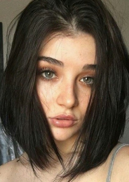 Mia Alves photo
