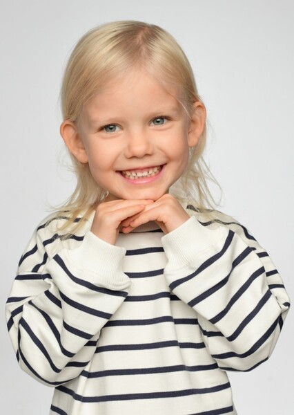 Mia Averchuk photo